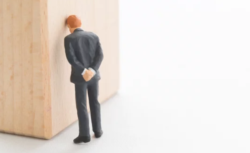 営業の壁にぶち当たる